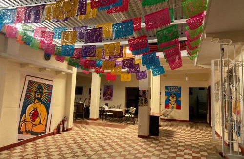 Oaxaca House | Hostal Mil Mascaras 2