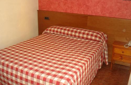 Sot de Ferrer House | Hostal Millán
