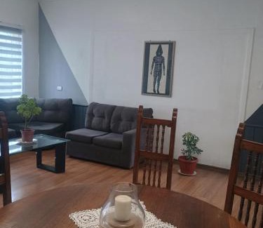Cerro Alegre House | Hostal Mirador Valparaíso