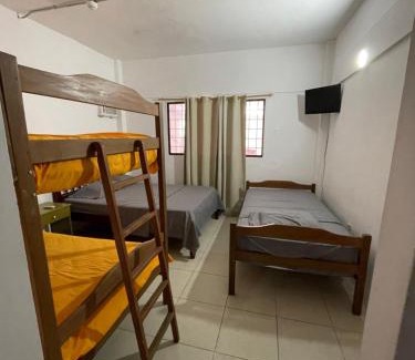 Salinas House | Hostal Montecarlos