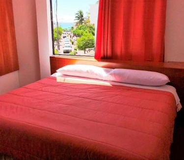 Bahia de la Academia House | Hostal Muyuyo
