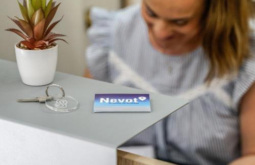 Camino de Ronda House | Hostal Nevot