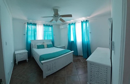 Bavaro House | Hostal Palmas De Punta Cana