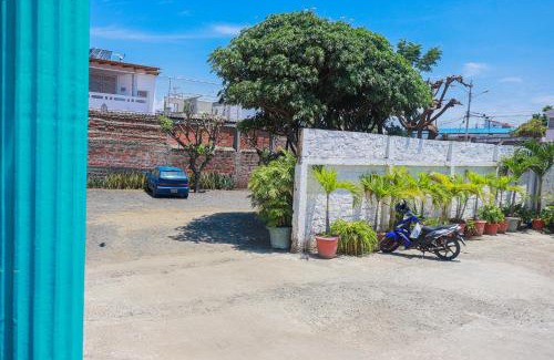Manta House | HOSTAL PIAZZOLLA
