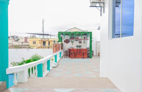 Manta House | HOSTAL PIAZZOLLA