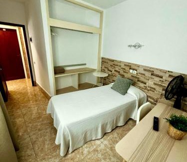 Arrecife Hostel | Hostal Residencia Cardona