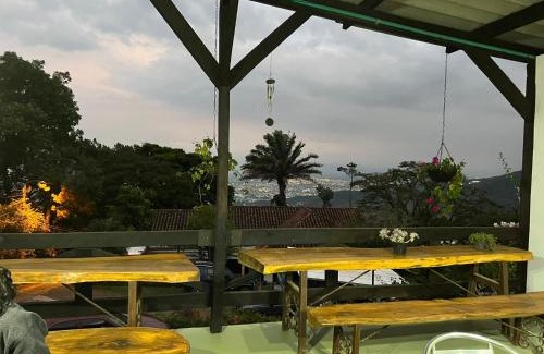 Yumbo House | Hostal Restaurante Checha Dapa