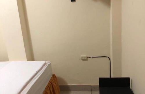 Leon House | Hostal Sin Fronteras
