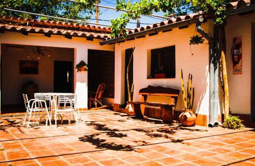 Cafayate Hotel | Hostal Tierra de Vinos