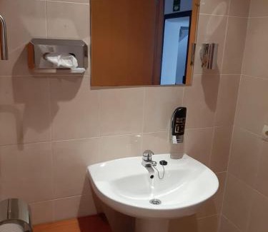 El Arenal Hostel | Hostal Tierramar