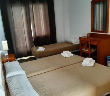 El Arenal Hostel | Hostal Tierramar