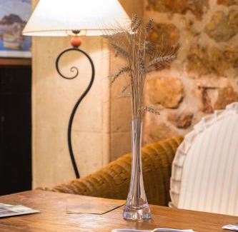 Jesus Pobre Hostel | Hostal Tres Molins