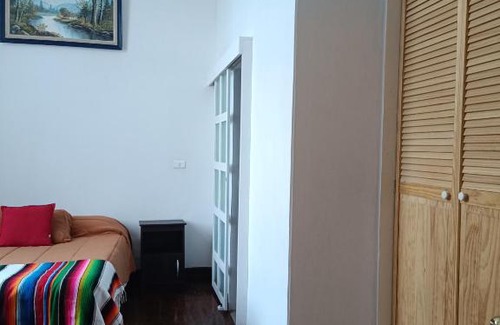 Playa Ancha House | Hostal Tulio Porteño