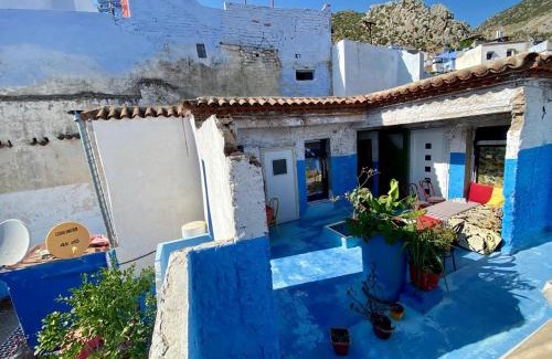 Medina of Chefchaouen House | Hostal Valencia - private room with bathroom