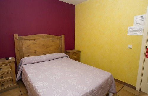 Talavera de la Reina House | Hostal Velarde