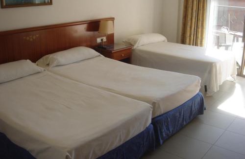 Lloret Town Center House | Hostal Vila del Mar