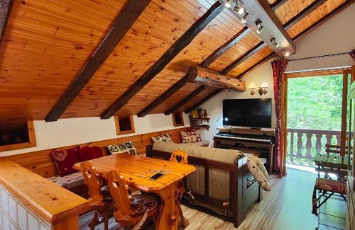 Cesana Torinese Apartment | Hostdomus - Bouvier Apartment