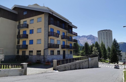 Sestriere Apartment | Hostdomus - City Hall Suite