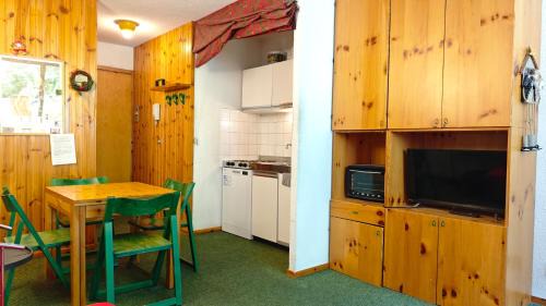 San Sicario Alto Apartment | Hostdomus - Sansicario R12 Family