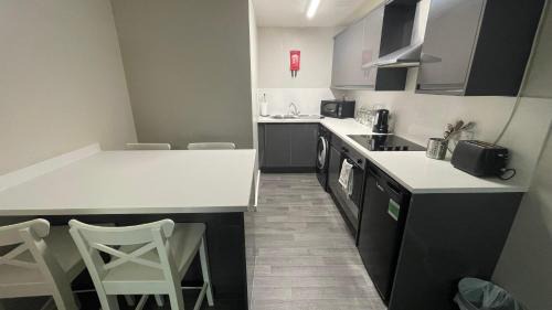 Liverpool Apartment | Hosted By Ryan - 1 Bedroom Apartment