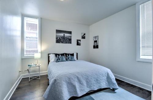 Broadway Apartment | Hosteeva Capitol Hill 2BR Apt - 7 Walking Distance to Dining