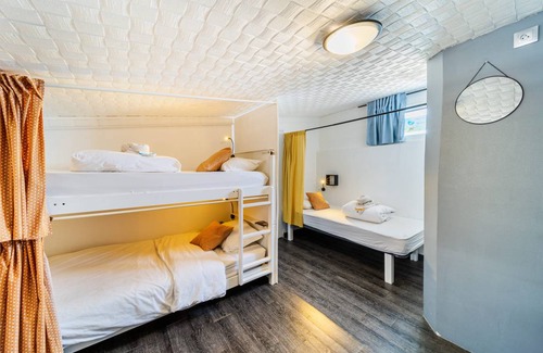 Saint-Pierre De La Reunion Hostel | Hostel ∙ 13 guests