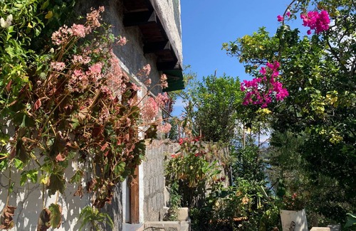 Santiago Atitlan Hostel | Hostel ∙ 8 guests