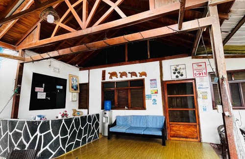 Puerto Villamil Hostel | Hostel ∙ 8 guests