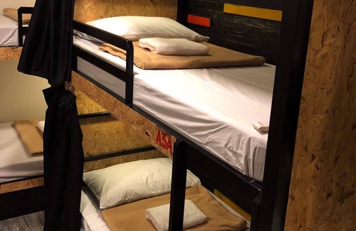 Puerto Princesa City Centre Hostel | Hostel ∙ 8 guests