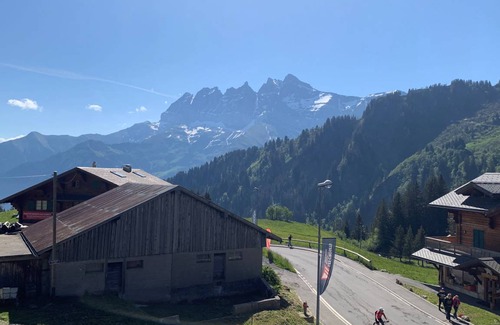 Val d'Illiez Hostel | Hostel ∙ 8 guests