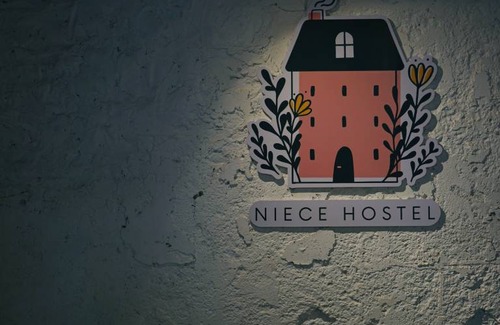 Cherngtalay Hostel | Hostel ∙ 8 guests