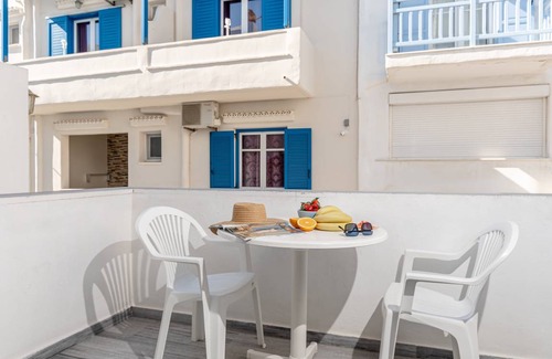 Old Town Naxos Hostel | Hostel ∙ 8 guests