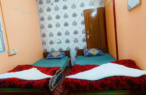 Naini Hostel | Hostel ∙ 8 guests