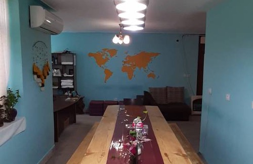 Kermānshāh Hostel | Hostel ∙ 8 guests