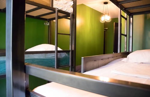 Oude Pijp Hostel | Hostel ∙ 8 guests