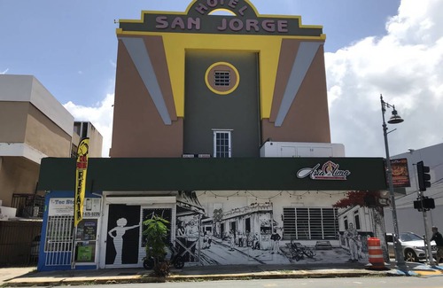 Santurce Hostel | Hostel ∙ 8 guests
