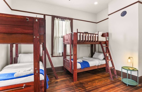 Mid-City Hostel | Hostel ∙ 8 guests