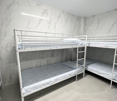 San Diego Hostel | Hostel Almansa