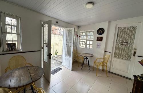 Tijuca Hostel | Hostel Casinha Tropical