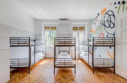 Old Town Hostel | Hostel Colors Of Adriatic - Youth Only