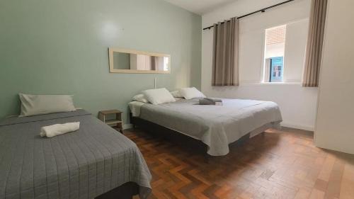 Copacabana House | Hostel em Ipanema - Praia, Amigos e Música!