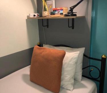 Asoke Hostel | Hostel Miku