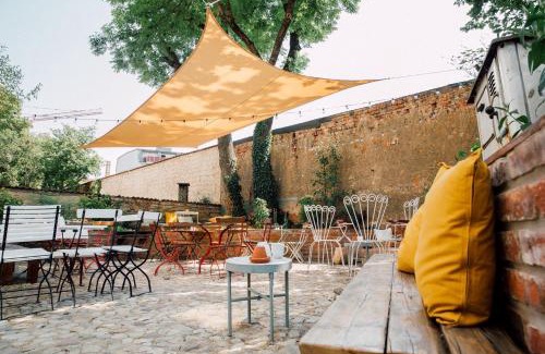 Lindenau Hostel | Hostel Multitude