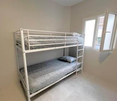 Canillas Hostel | Hostel OASIS