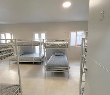 Canillas Hostel | Hostel OASIS