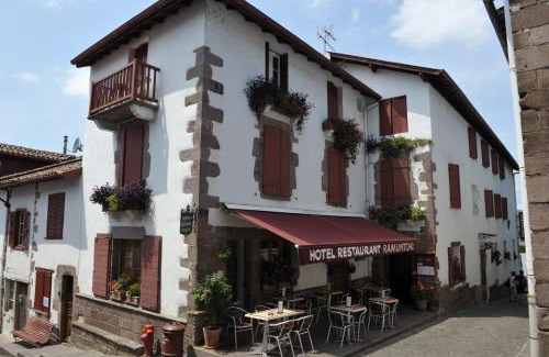 Saint-Jean-Pied-de-Port Hostel | Hostel Ramuntcho