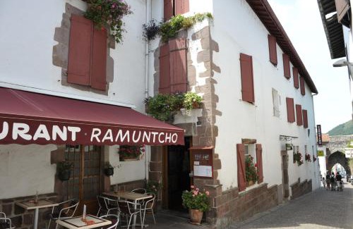 Saint-Jean-Pied-de-Port Hostel | Hostel Ramuntcho