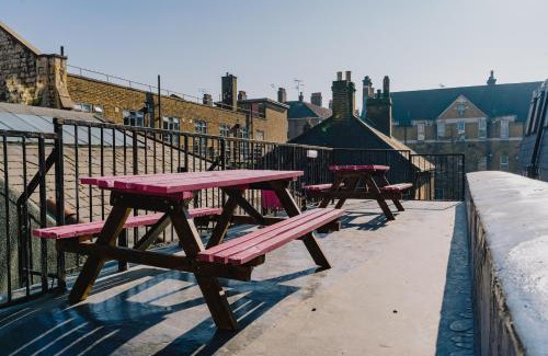 Bethnal Green Hostel | Hostelle - women only hostel London