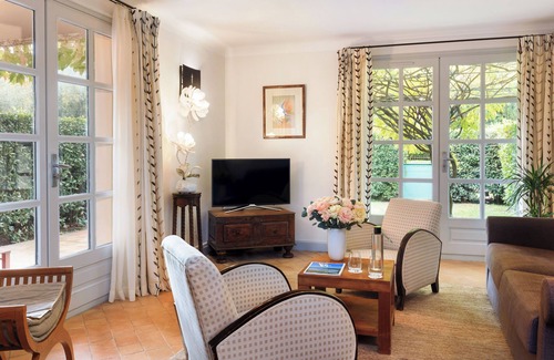 Les Censies Hotel | Hostellerie de l'Abbaye de La Celle