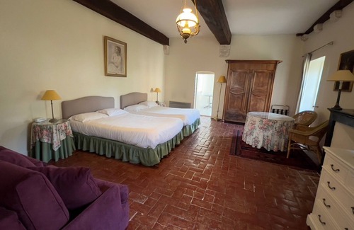 Chagny Hotel | Hostellerie du Château de Bellecroix
